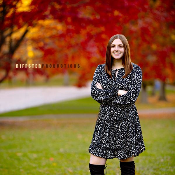 senior-web-900d553252f-6795-f5ff-4289-5eacc67ea02e5823B1E0-B38A-00BC-8BF8-21162417E15D.jpg